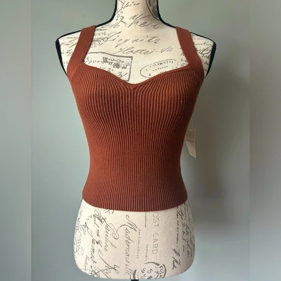 NWT Abercrombie & Fitch ribbed crop top, size S - Picture 1 of 4